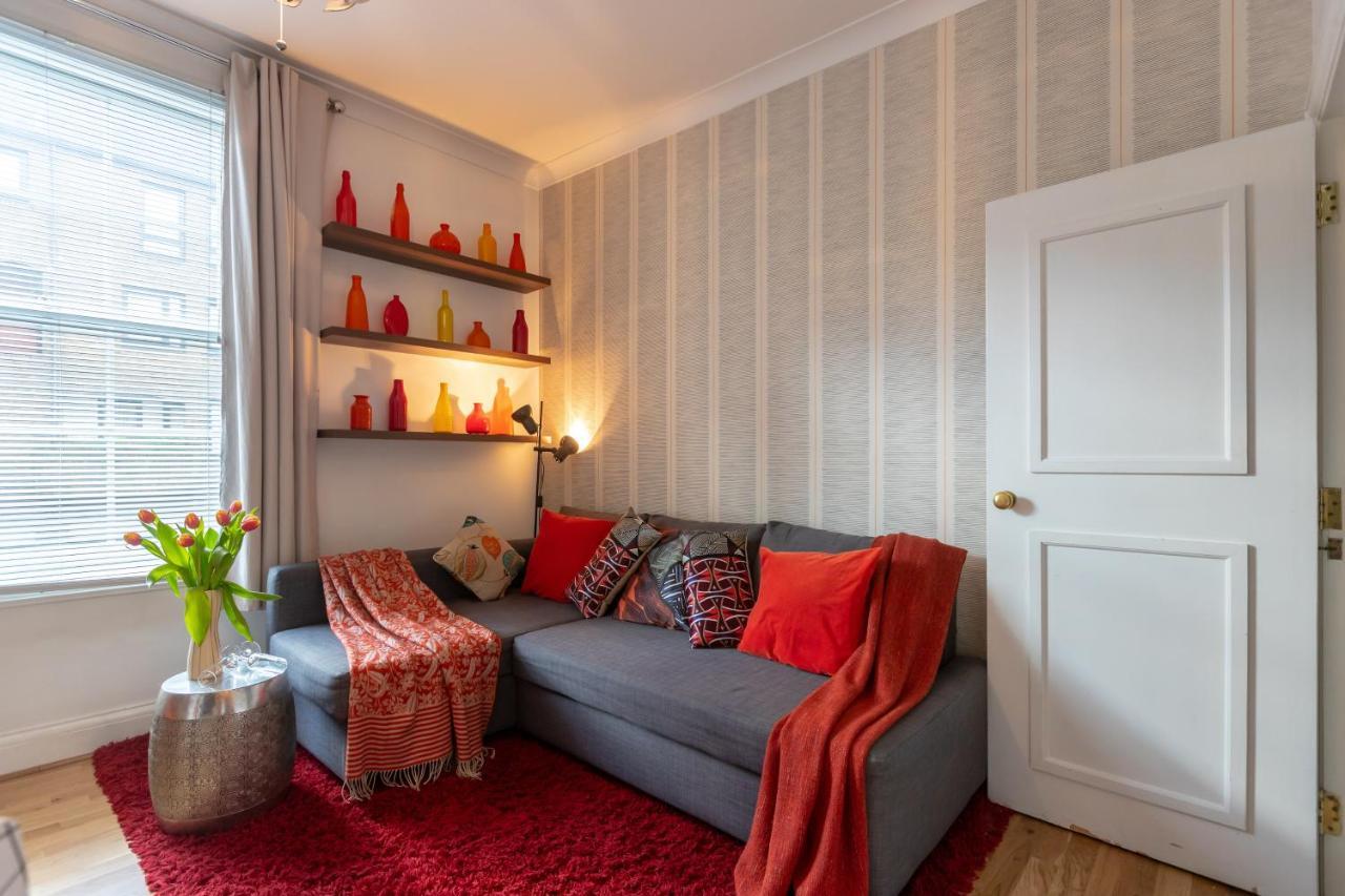 The Wanderlust - 1 Bedroom Apartment L Sleeps 4 With Sofa Bed L Prime Location Plus Free Wifi L Perfect For Business & Leisure Travelers L 15Percent Off Weekly & 20Percent Off Monthly Stays! London Kültér fotó